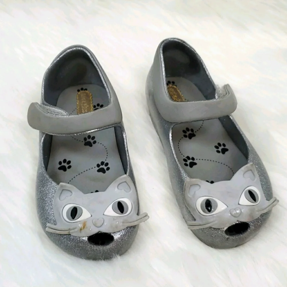 Mini Melissa cat gray dress shoes velcro girl size 9?